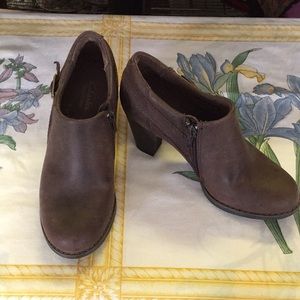 Ladies shoes